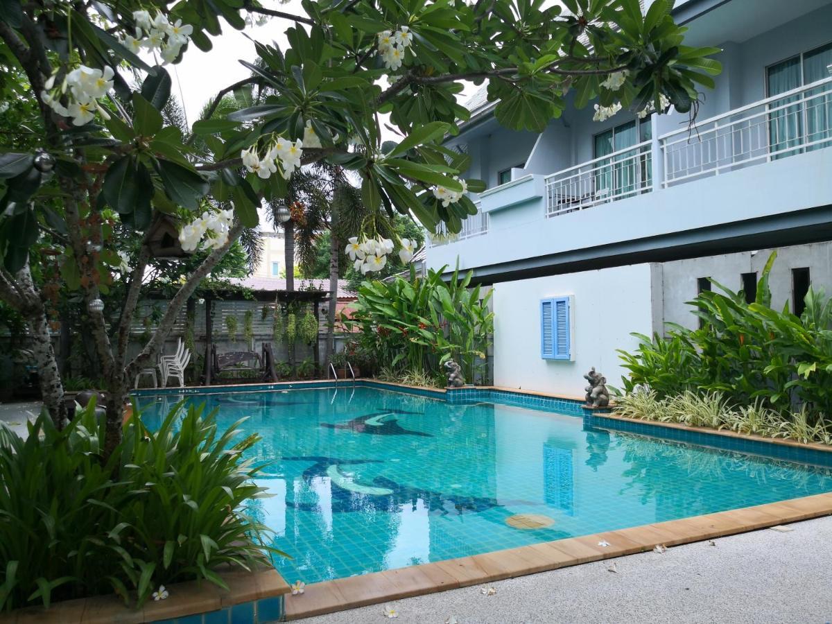 Baan Suksiri Hotel HHQ Exteriör bild