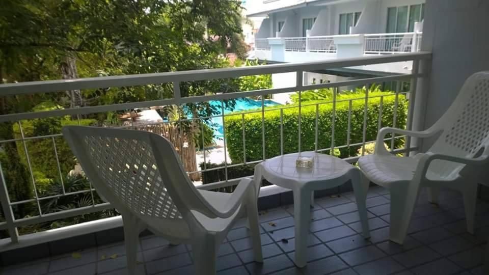 Baan Suksiri Hotel HHQ Exteriör bild