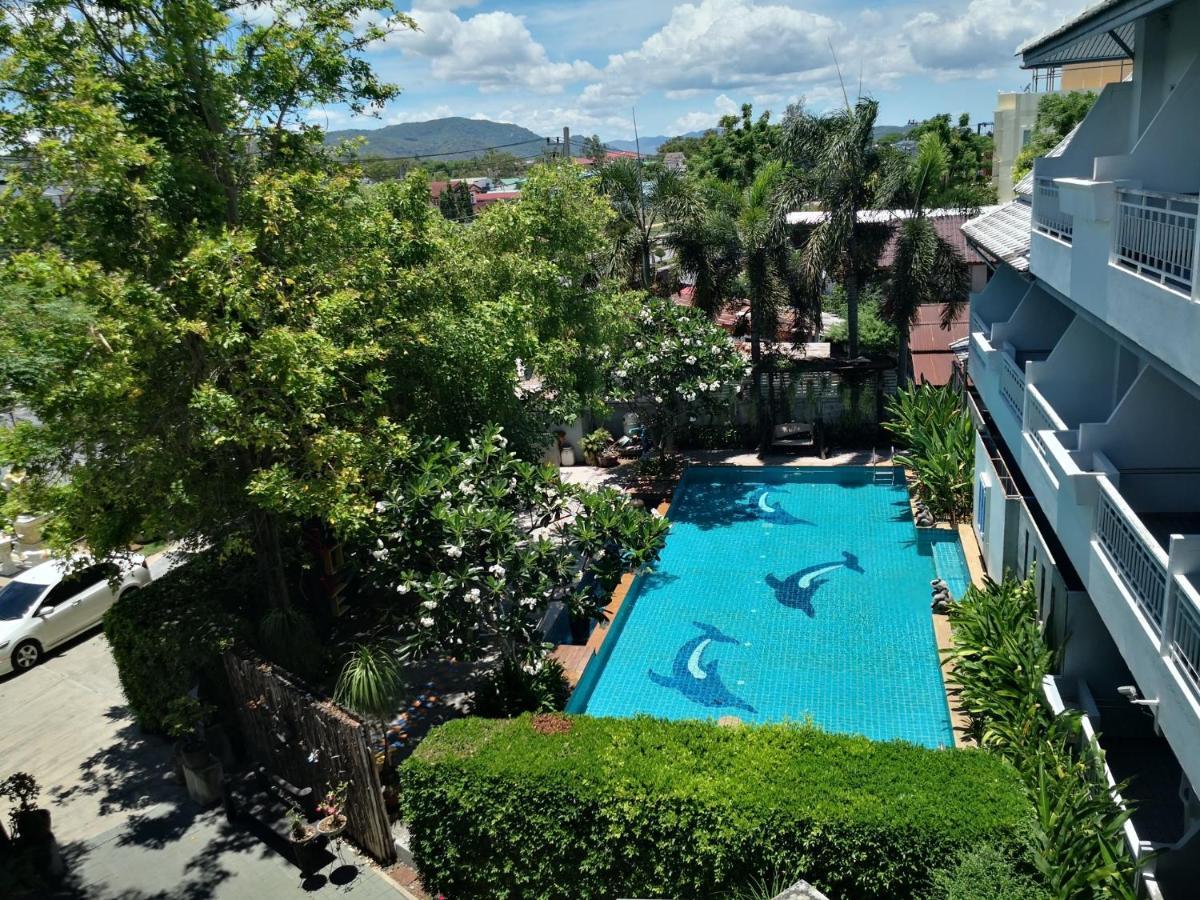 Baan Suksiri Hotel HHQ Exteriör bild